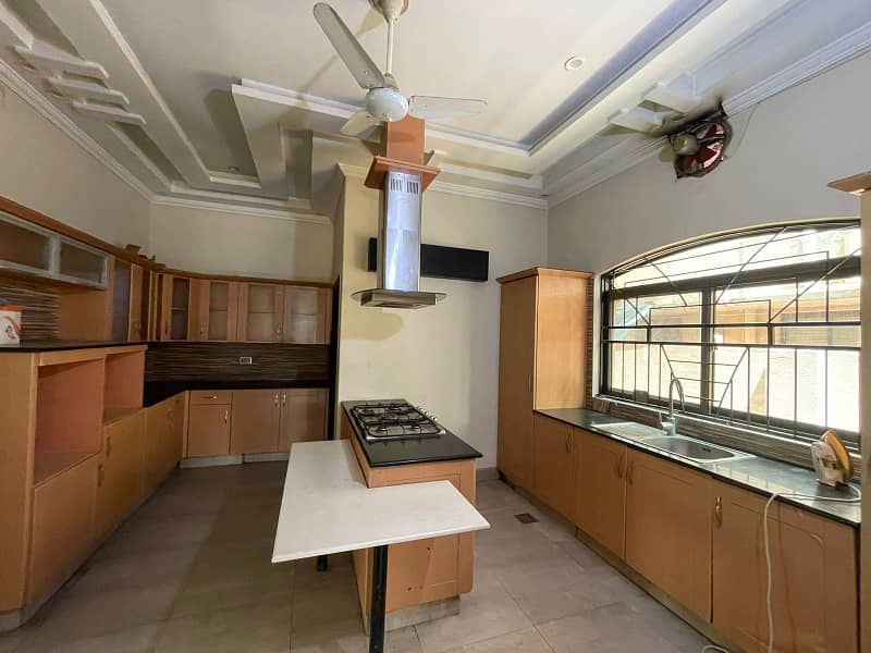 1 Kanal Most Beautiful Nice Design House Available For Rent At Prime Location Of Dha 6