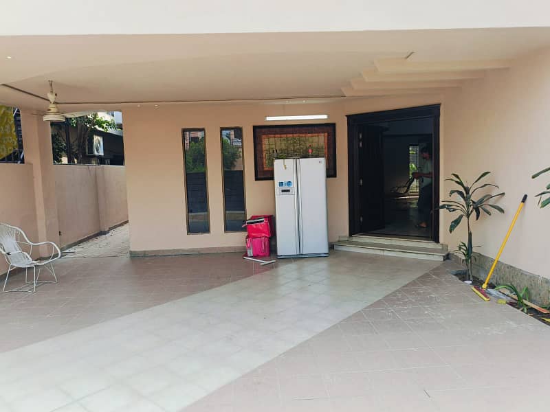 1 Kanal Most Beautiful Nice Design House Available For Rent At Prime Location Of Dha 23