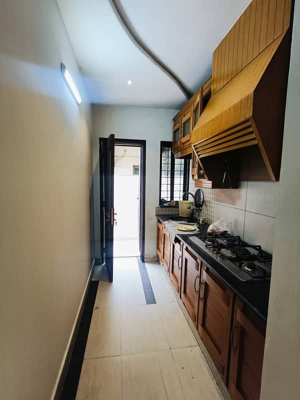 1 Kanal Most Beautiful Nice Design House Available For Rent At Prime Location Of Dha 29