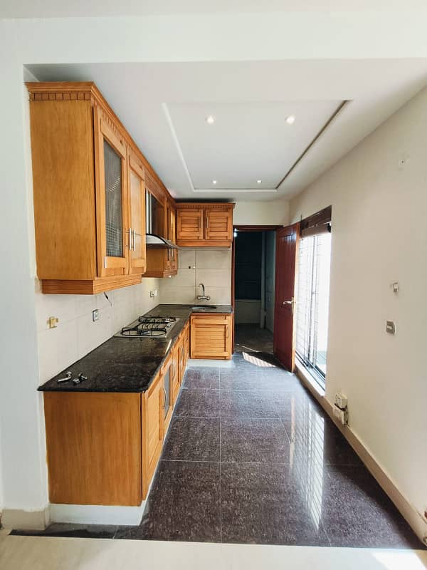 1 Kanal Most Beautiful Nice Design House Available For Rent At Prime Location Of Dha 42