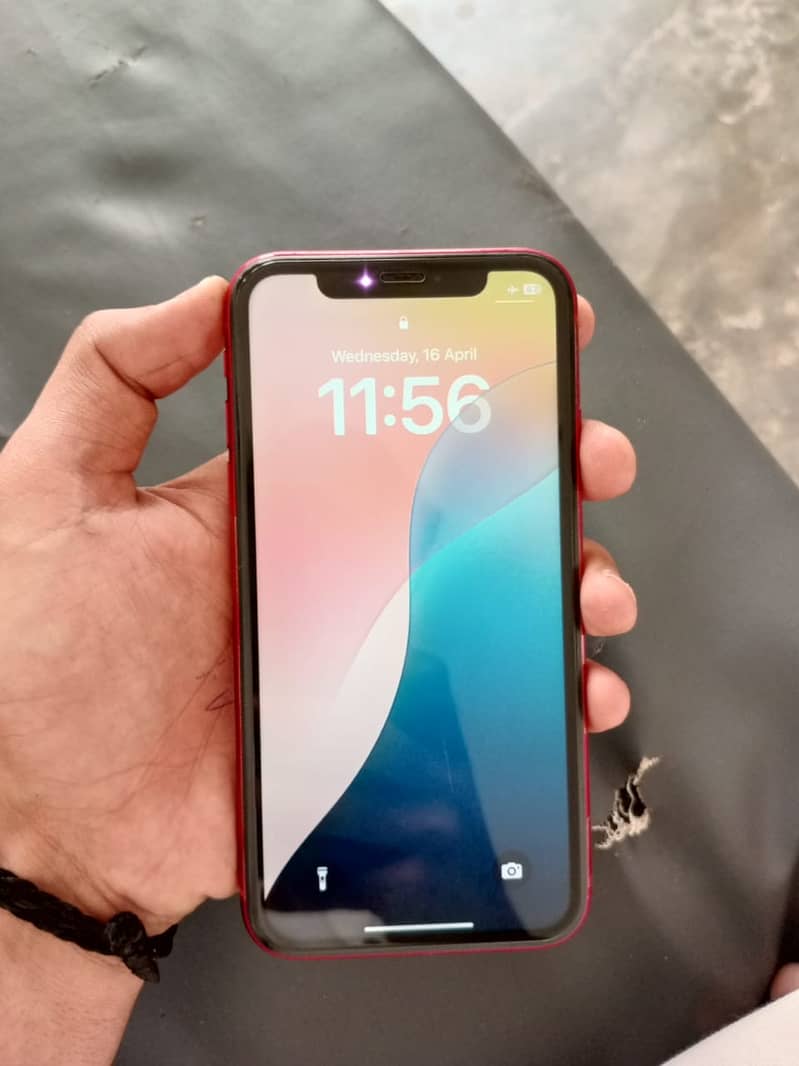 Apple iPhone XR 0