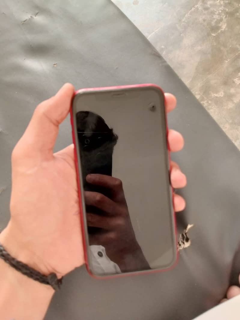 Apple iPhone XR 1