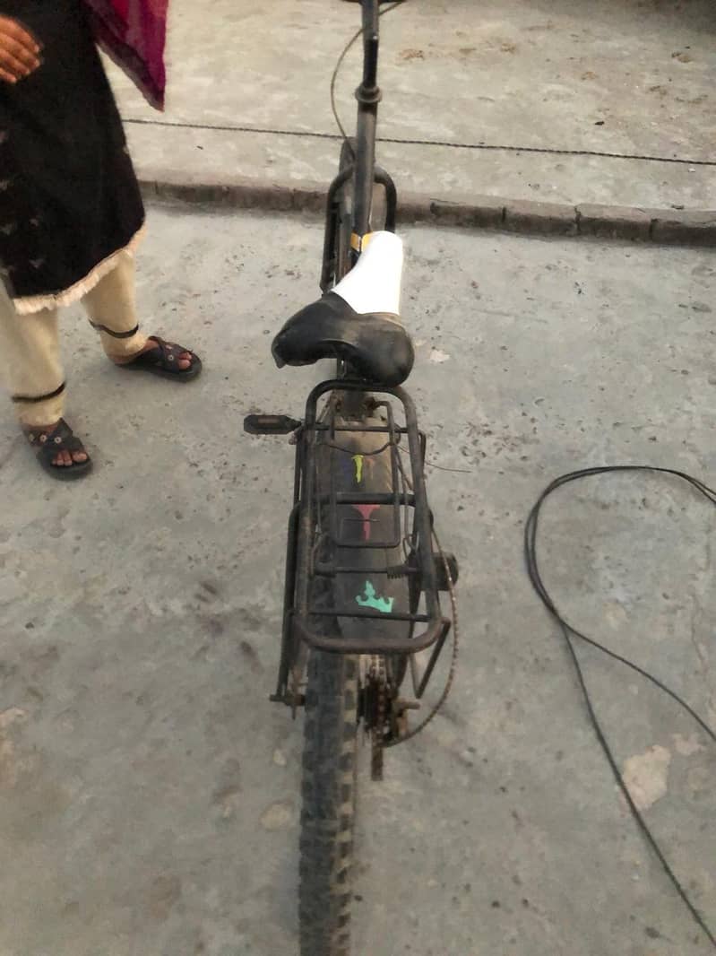Humber Bicycle in Good Condition 4