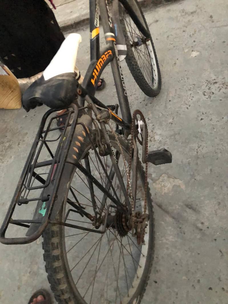 Humber Bicycle in Good Condition 5