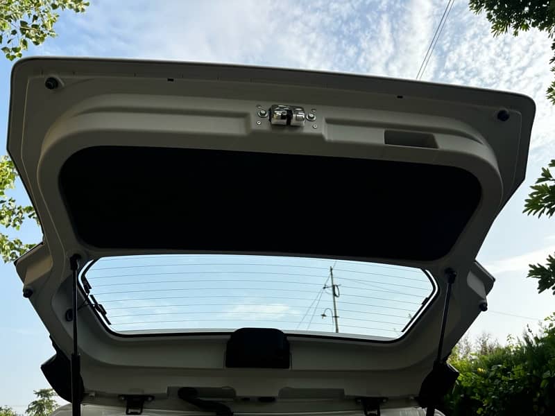 Daihatsu Mira 2021 6
