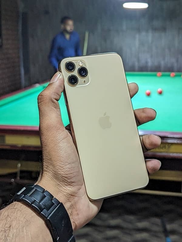 iPhone 11 pro max non pta sim working 6