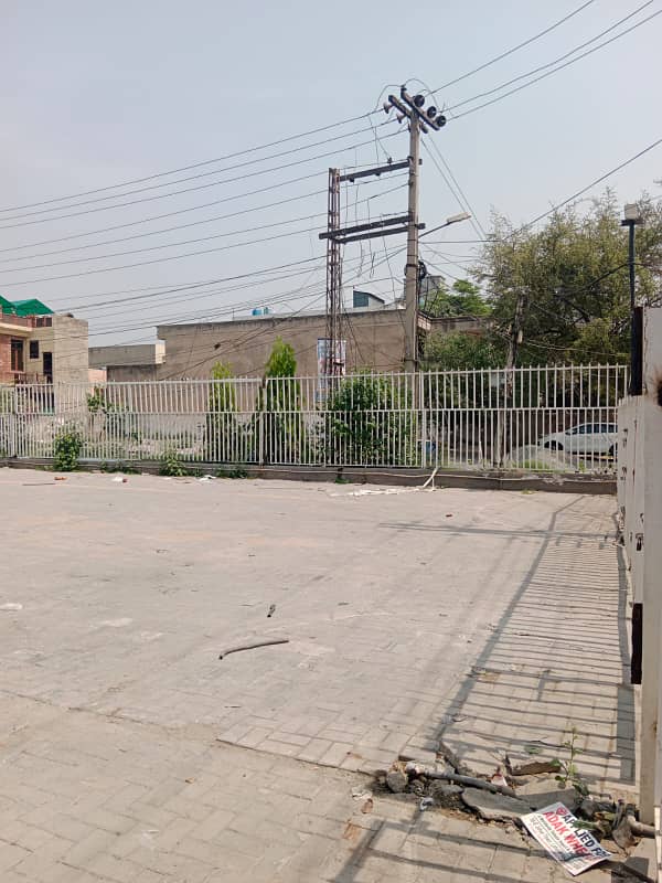 1 Kanal Corner Location With Open Space Available For Rent On Main Boulevard Johar Town 2