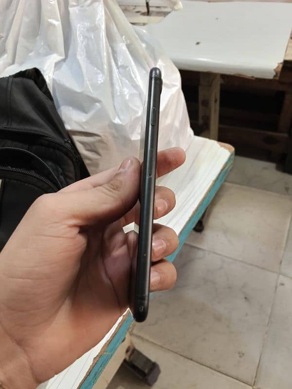 iphone 7 condition used 4
