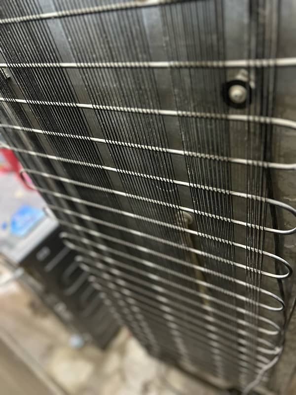 Haier Refrigerator No warrenty card in Excellent condition 8