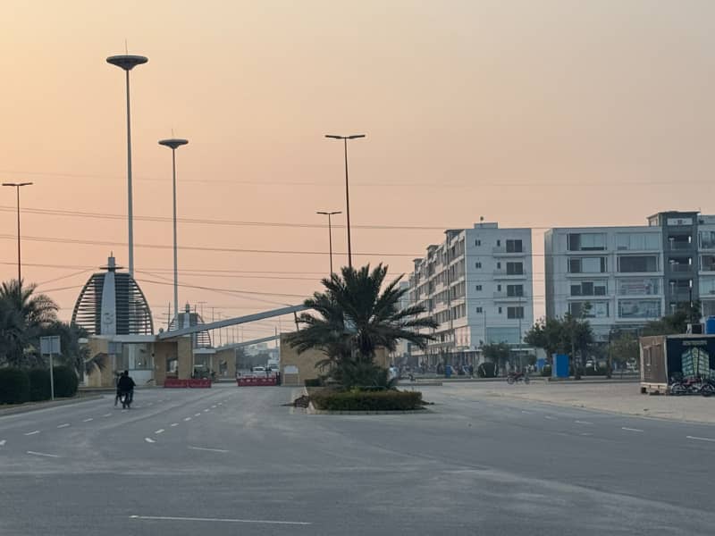 8 MARLA POSSESSION PLOT FOR SALE OPEN FORM WITHOUT TRANSFER FEE TAX FREE Low Cost Block D Extension PHASE 2 BAHRIA ORCHARD 35