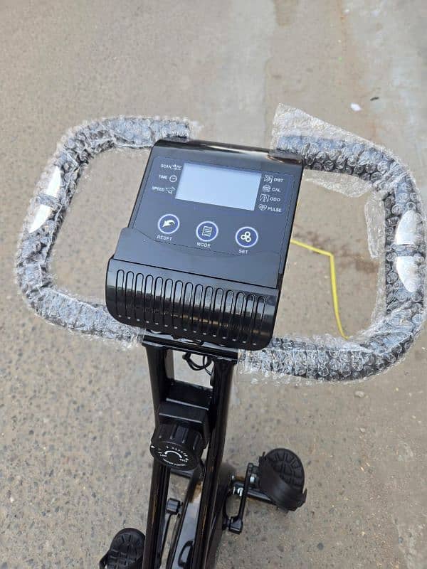 Treadmills(03214639061)/Running Machines/ Ellepticalls/ Gym Cycle 4