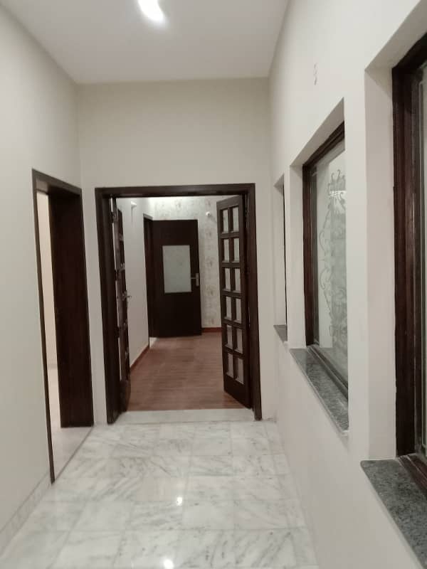 01 Kanal Elegant And Fully Maintained Super Hot Located Bungalow Is Available For Rent In The Best Block Of DHA Lahore. 16