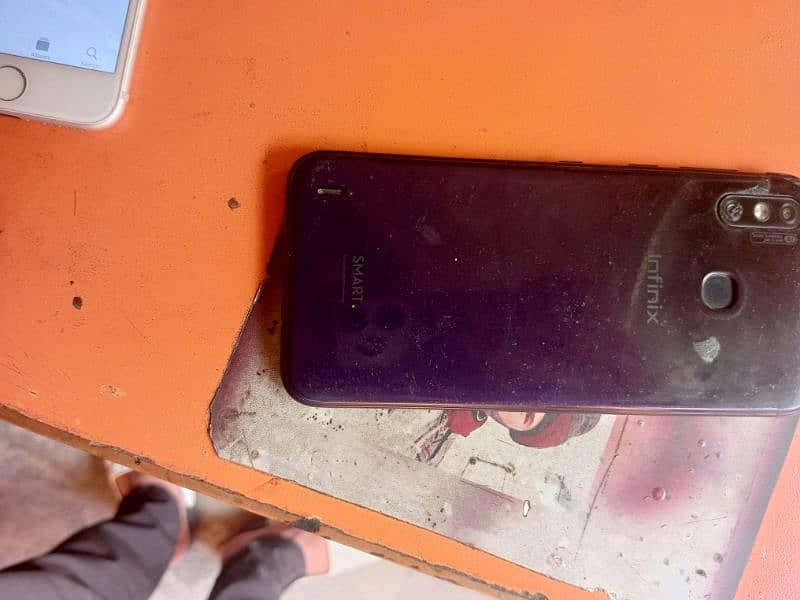 Infinix smart4 2/32 3