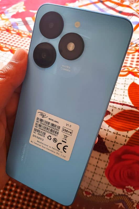 Itel A70 Pro, 4+8/256gb,,, (Only exchange) 5