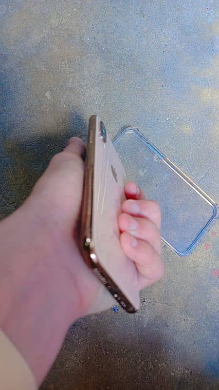 iphone xs all okay 76 battery non pta 2
