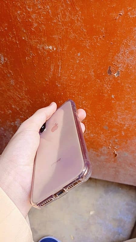 iphone xs all okay 76 battery non pta 4