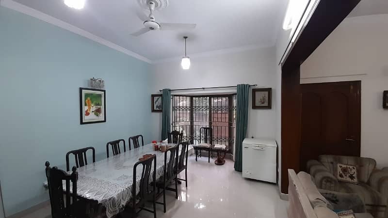 F-11-1 666 Square Yards Beautiful House 2 Unit Margalla Facing 7