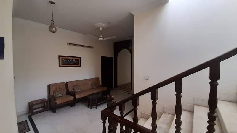 F-11-1 666 Square Yards Beautiful House 2 Unit Margalla Facing 14