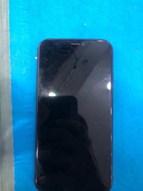 iphone xr black clr 64gb 6