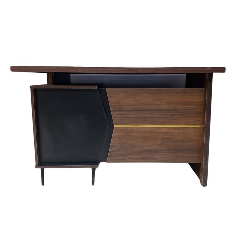 Sturdy Wooden Computer Table – Perfect for Home & Office | Great Condi 7