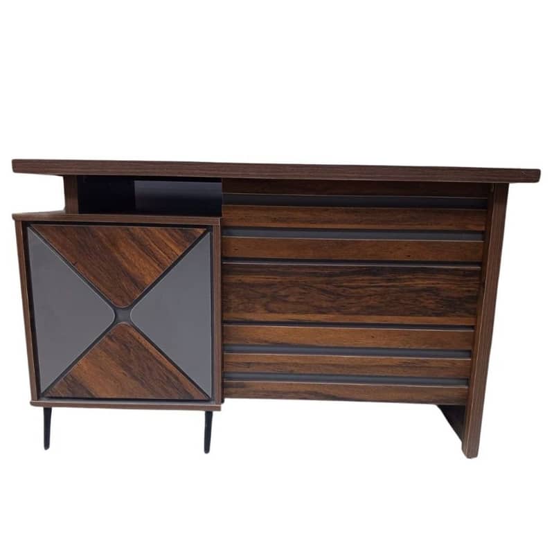 Sturdy Wooden Computer Table – Perfect for Home & Office | Great Condi 12