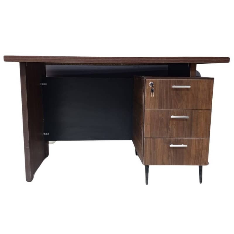 Sturdy Wooden Computer Table – Perfect for Home & Office | Great Condi 15
