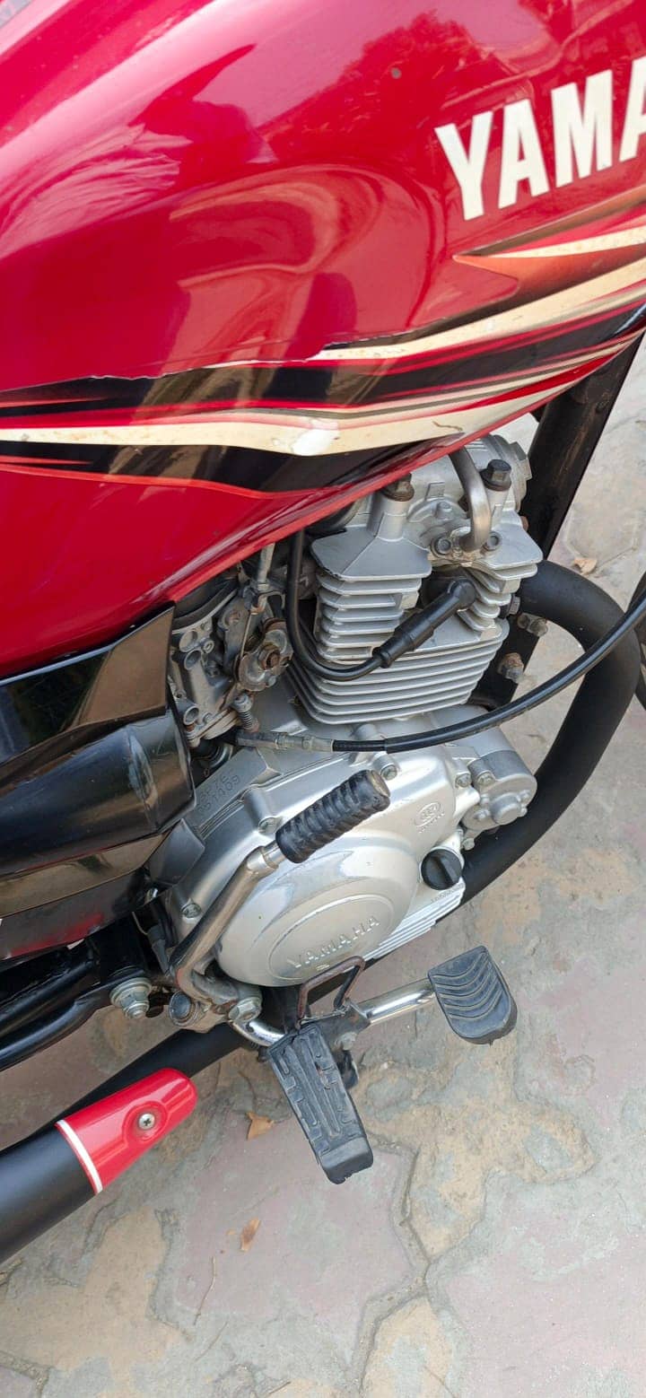 Yamaha YB 125Z 2017 4