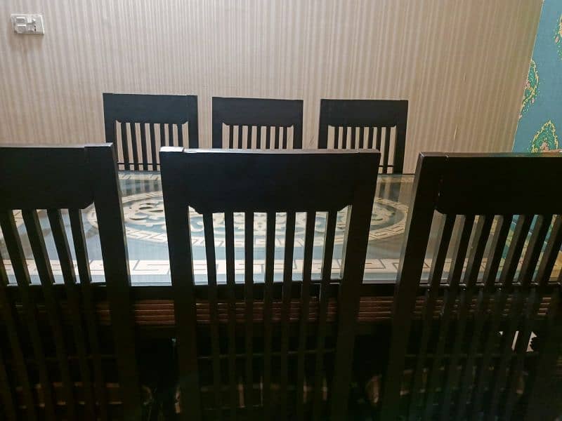 dining table with 6 chairs available 1