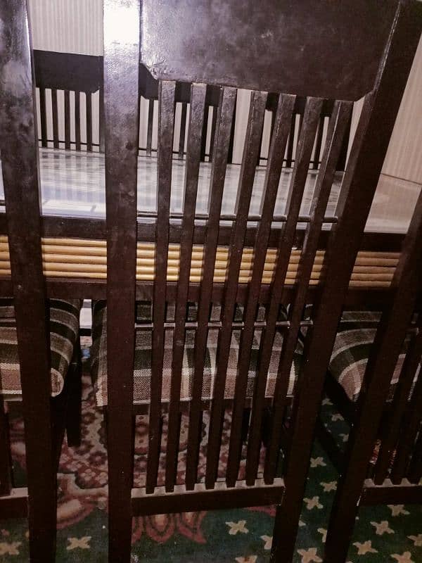 dining table with 6 chairs available 2