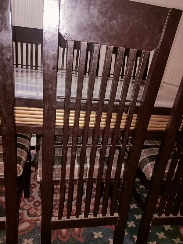 dining table with 6 chairs available 9