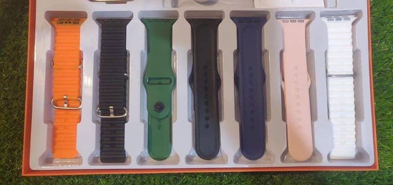 ULTRA 9 SMART WATCH WITH 7 STRAPS 2