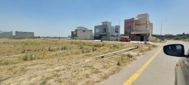 5 Marla suitable Plot for Build house in Orchards Block 3