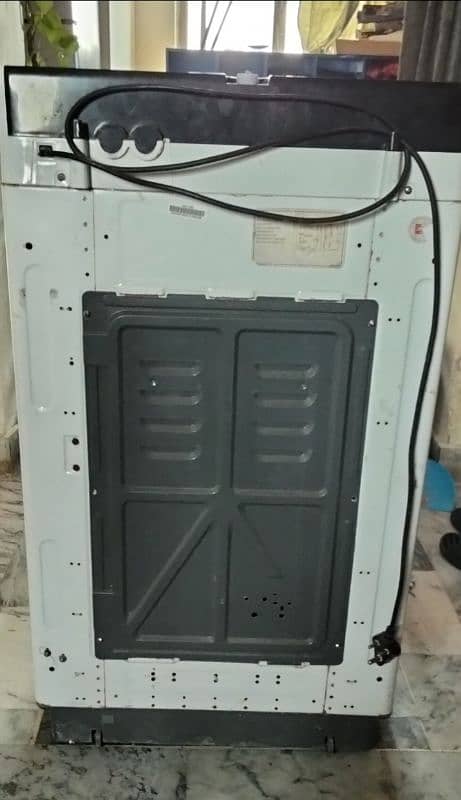 Dawlance automatic Washing machine 10/10 condition 3