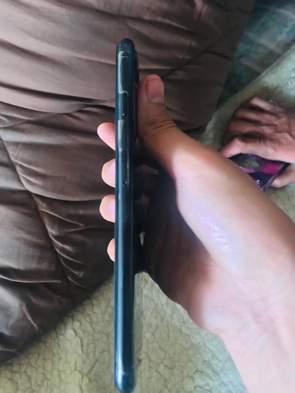 iPhone 7 Plus pta approved 4