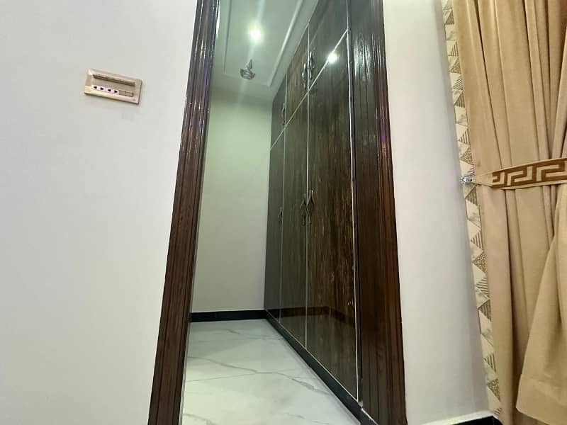 Perfect Prime Location 10 Marla House In Bismillah Housing Scheme - Ali Block For sale 10