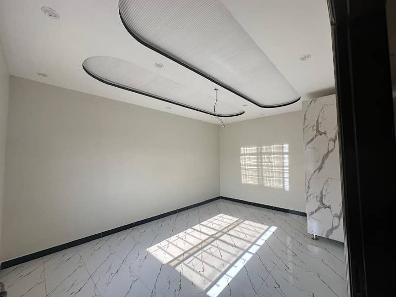 Perfect Prime Location 10 Marla House In Bismillah Housing Scheme - Ali Block For sale 28