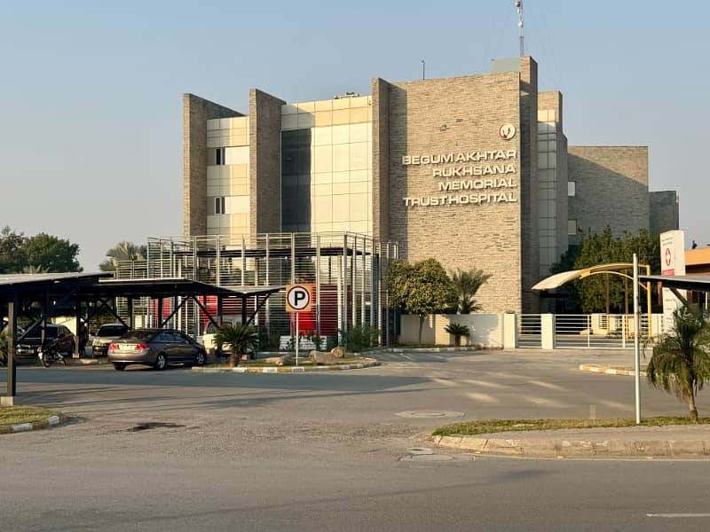 08 MARLA ALL DUES CLEAR PLOT FOR SALE IN SOUTHERN BLOCK PH-1 BAHRIA ORCHARD. 1