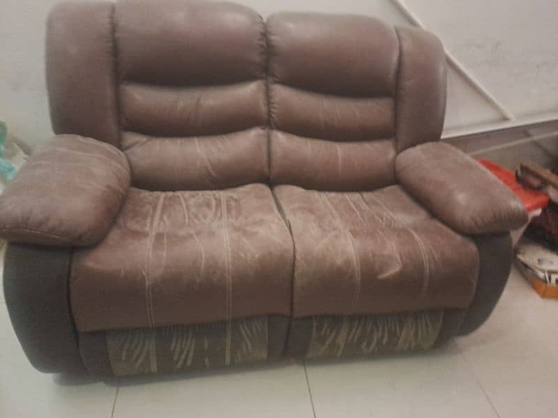 Imported 7 seater reckline sofa 1