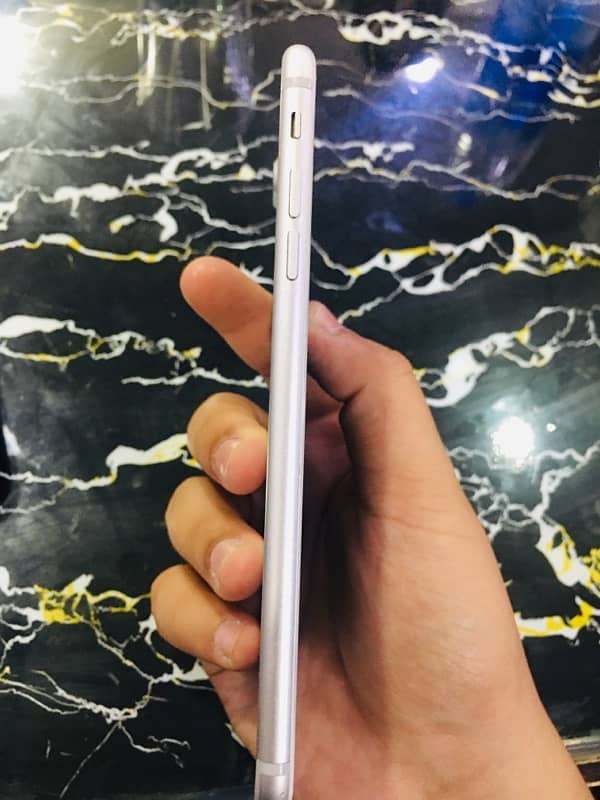 iphone 7plus 256gb pta (exchange possible ) 2