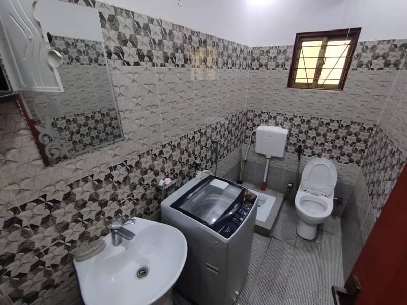 8 Marla Corner House available for sale in DHA Rehbar phase 1 14