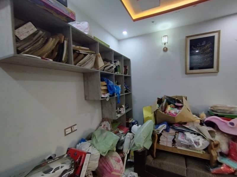 8 Marla Corner House available for sale in DHA Rehbar phase 1 20