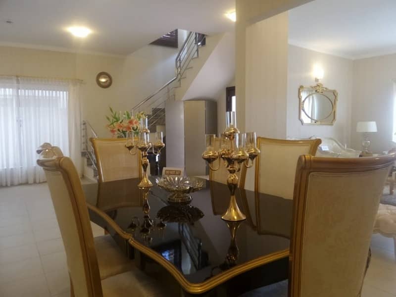 Get Your Hands On House In Karachi Best Area 30
