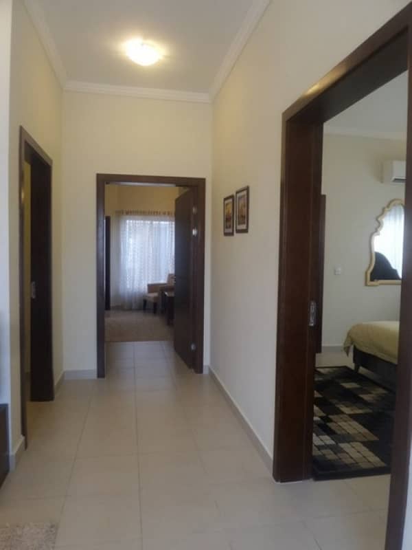 Get Your Hands On House In Karachi Best Area 38