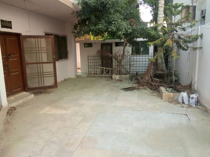200 Yards Rear House Available For Sale In Block 1 Clifton 0