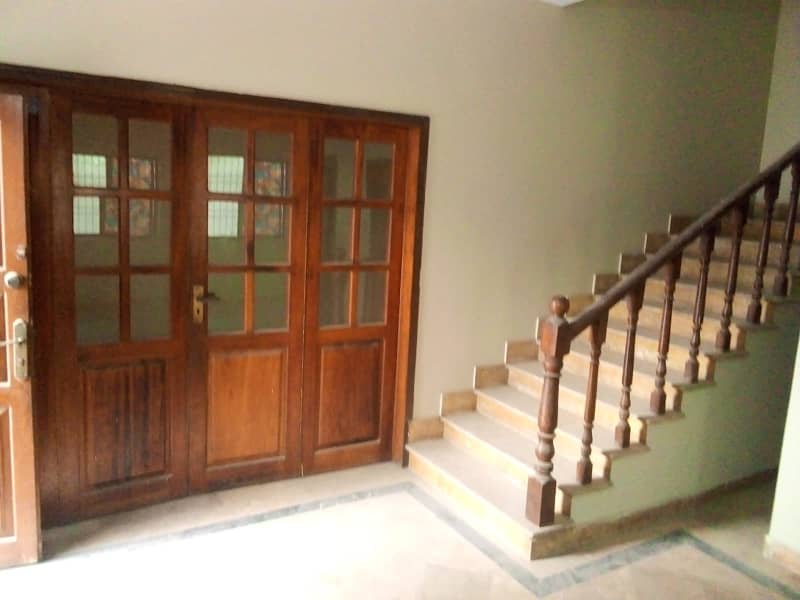 200 Yards Rear House Available For Sale In Block 1 Clifton 1