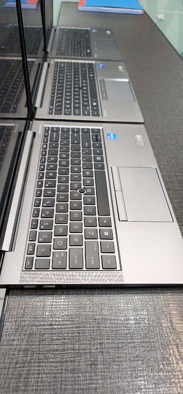 Hp Zbook Fire Fly 14 G8 Core i7 11th Generation 18