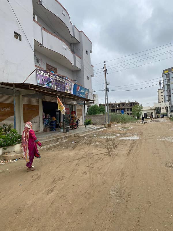 24X24 WEST OPEN CORNER PLOT AVAILABLE FOR SALE IN SADA F CO-OPERATIVE HOUSING SOCIETY SCHEME 33 SECTOR 15. 3