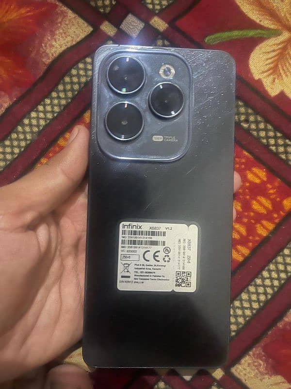 Infinix hot 40 pro Ram 8 and storage 256 0