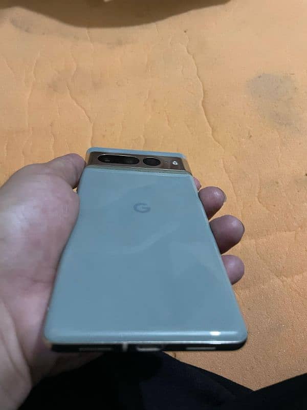 Google Pixel 7 Pro Just Slightly Used. 3