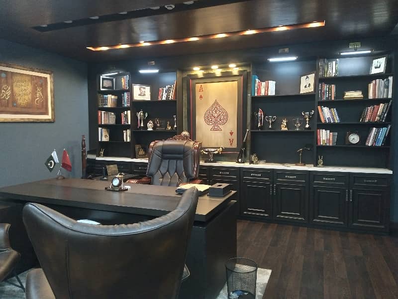 8 MARLA FULL LUXURY OFFICE FULLY RENOVATE WITH BIGGEST ELEVATOR INSTALLED FOR RENT IN DHA PHASE-5 1